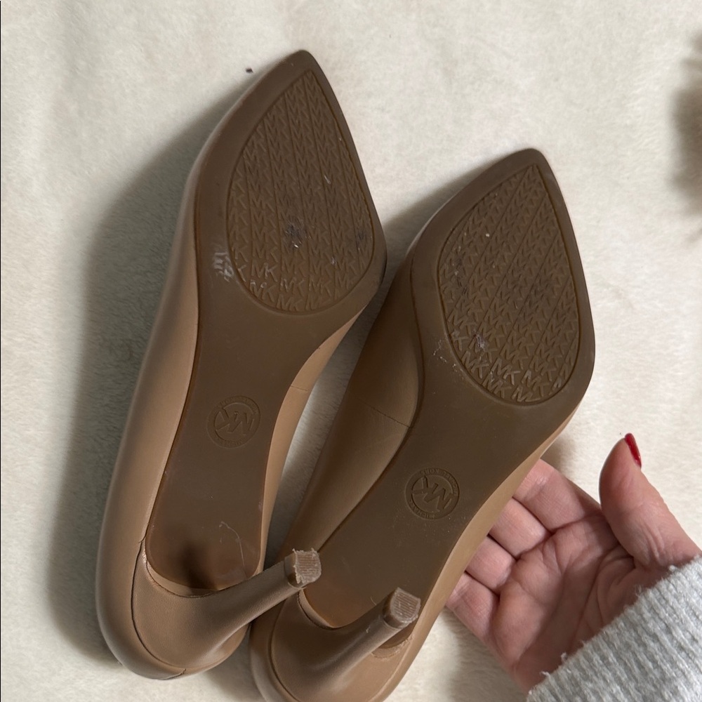 Michael Kors Women's Brown Heels - Picture 2 of 5